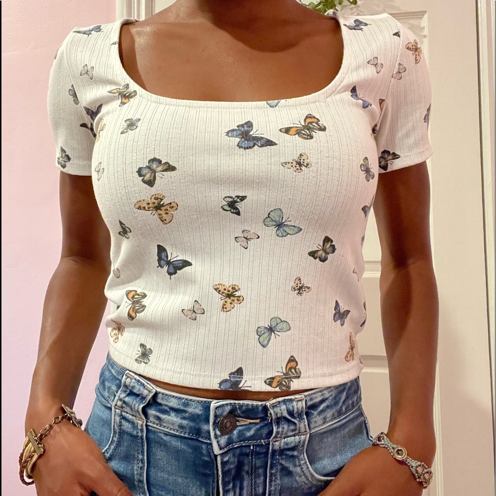 Butterfly print Forever 21 square neck short sleeve top